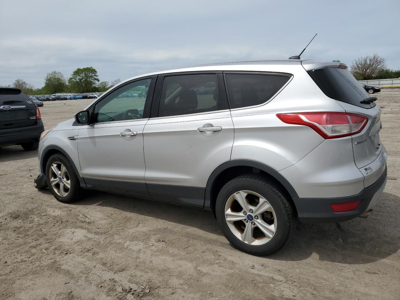 2015 Ford Escape Se - Фото 2