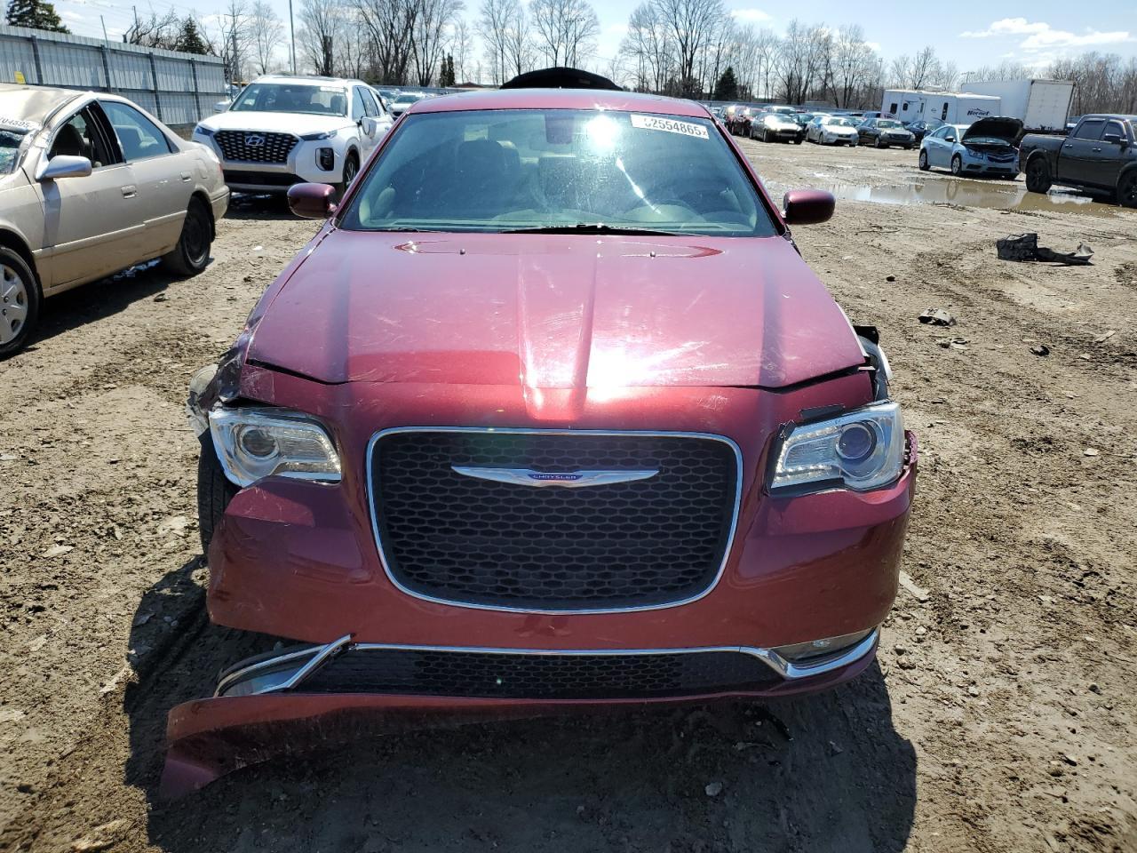 2018 Chrysler 300 Touring - Фото 5