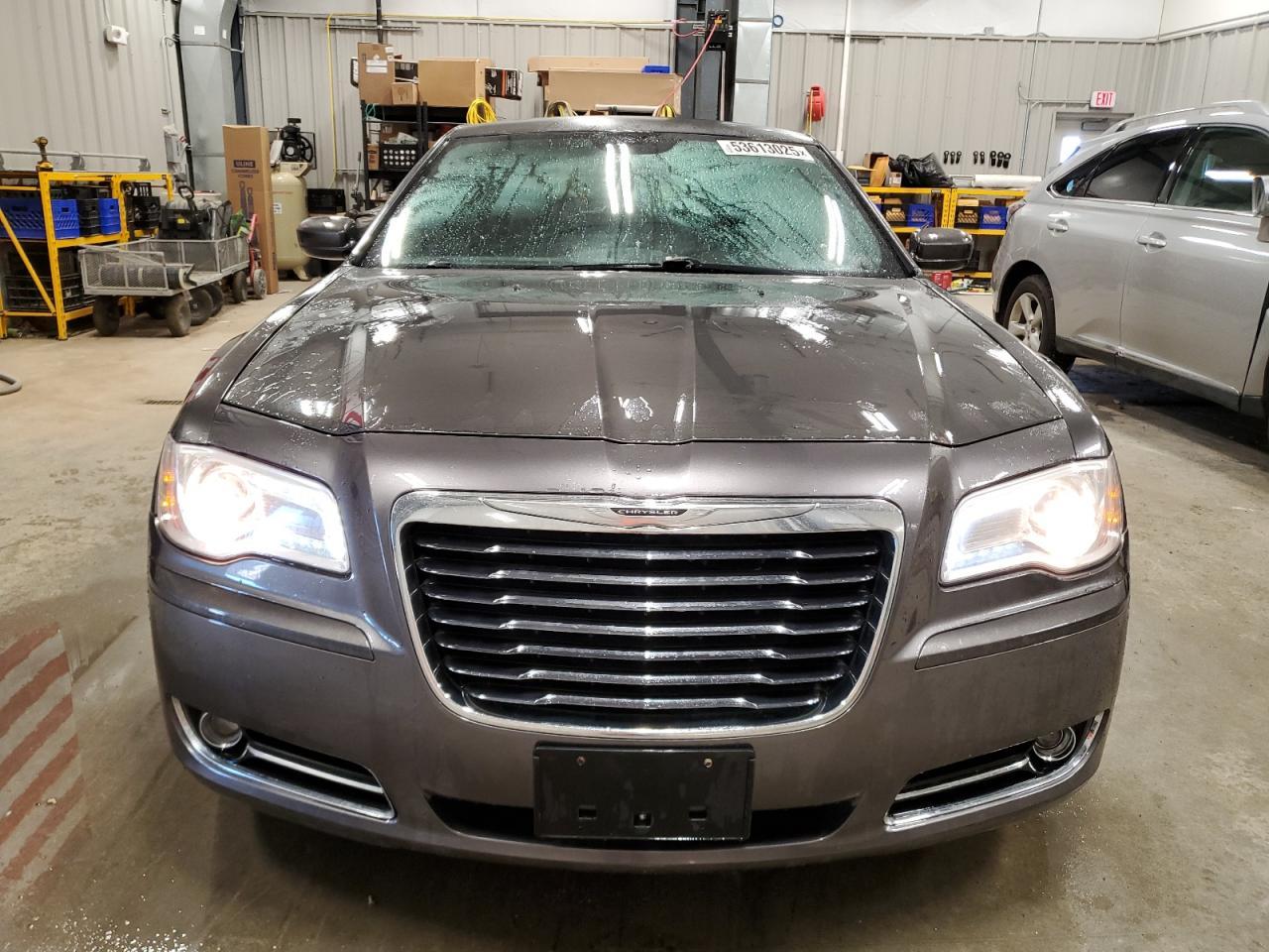 2013 Chrysler 300 S - Фото 5