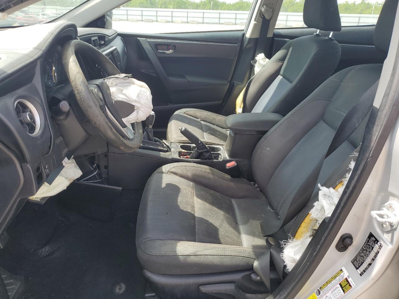 2017 Toyota Corolla L - Фото 7