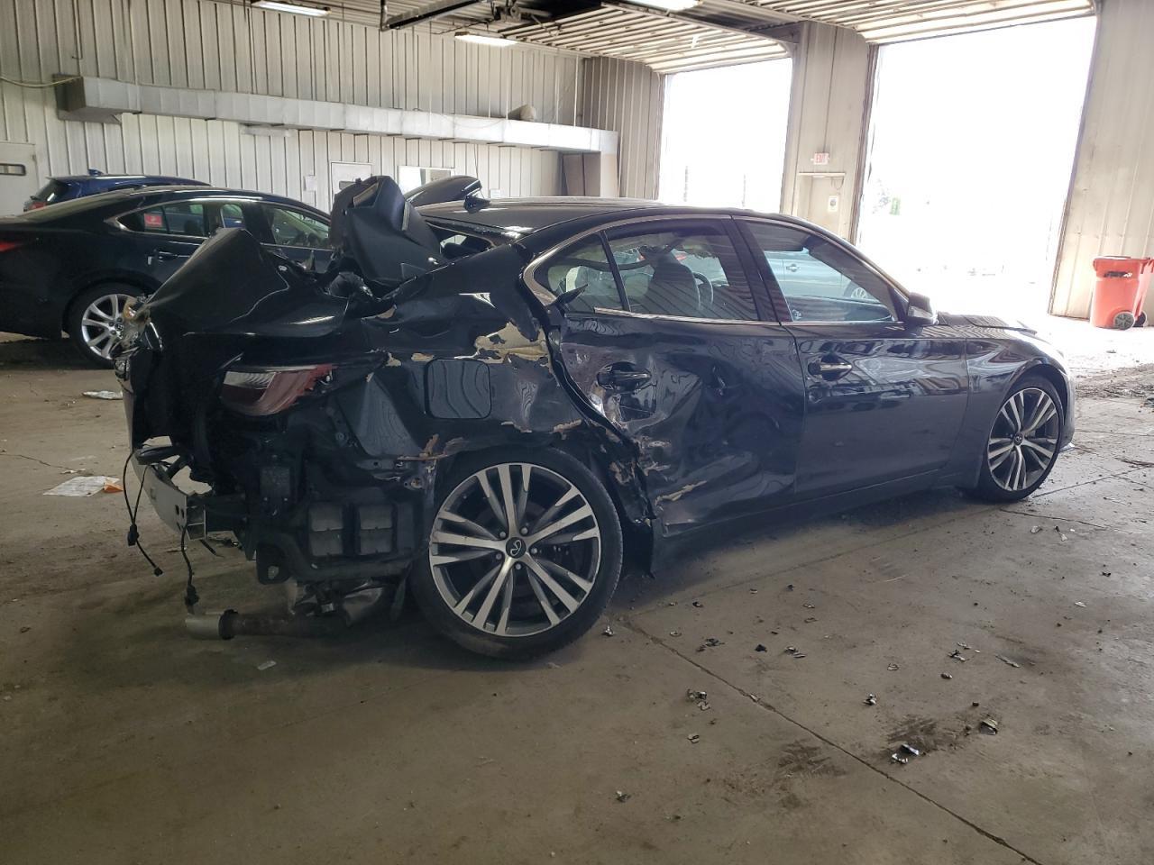 2021 Infiniti Q50 Sensory - Фото 3