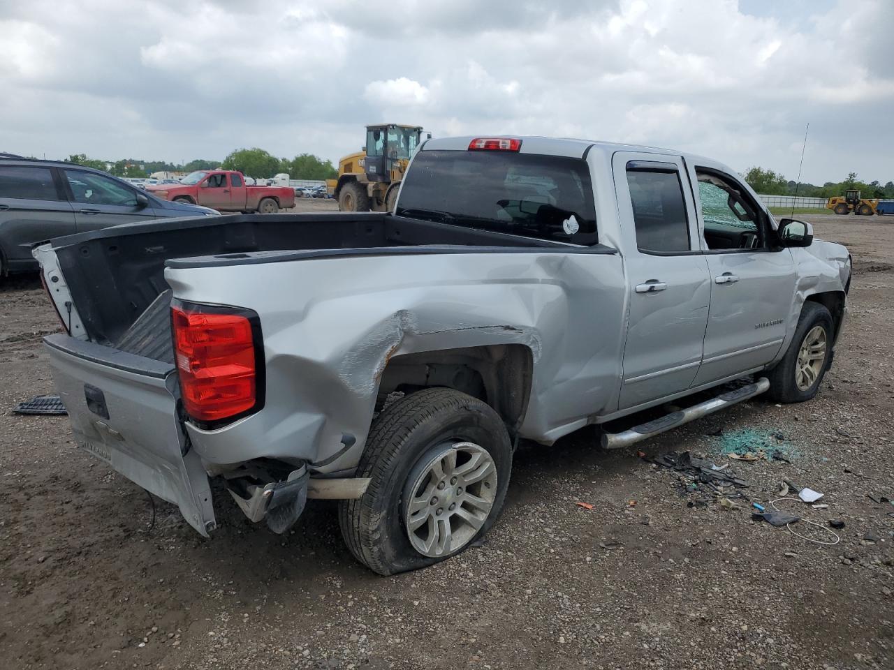 2017 Chevrolet Silverado C1500 Lt - Image 3