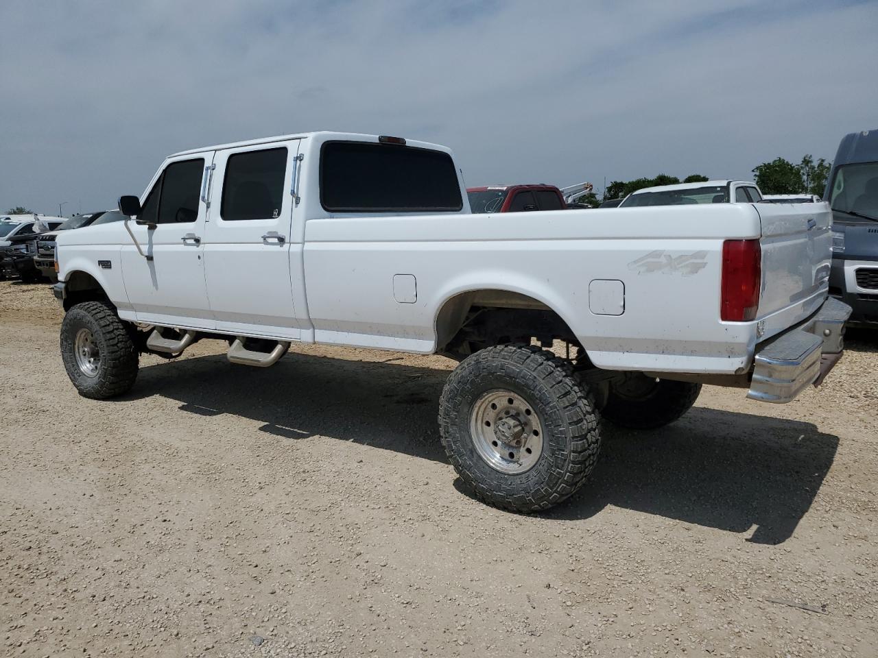 1995 Ford F350 - Фото 2