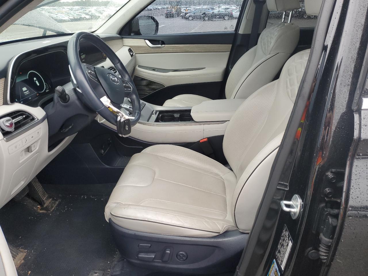 2022 Hyundai Palisade Limited - Image 7