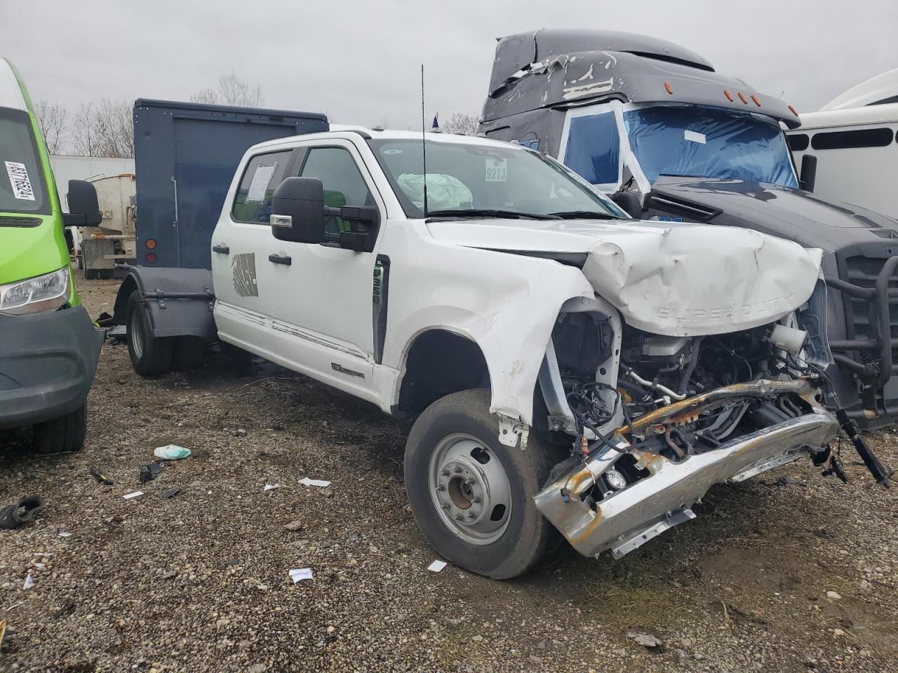 2023 Ford F350 Super Duty - Фото 4