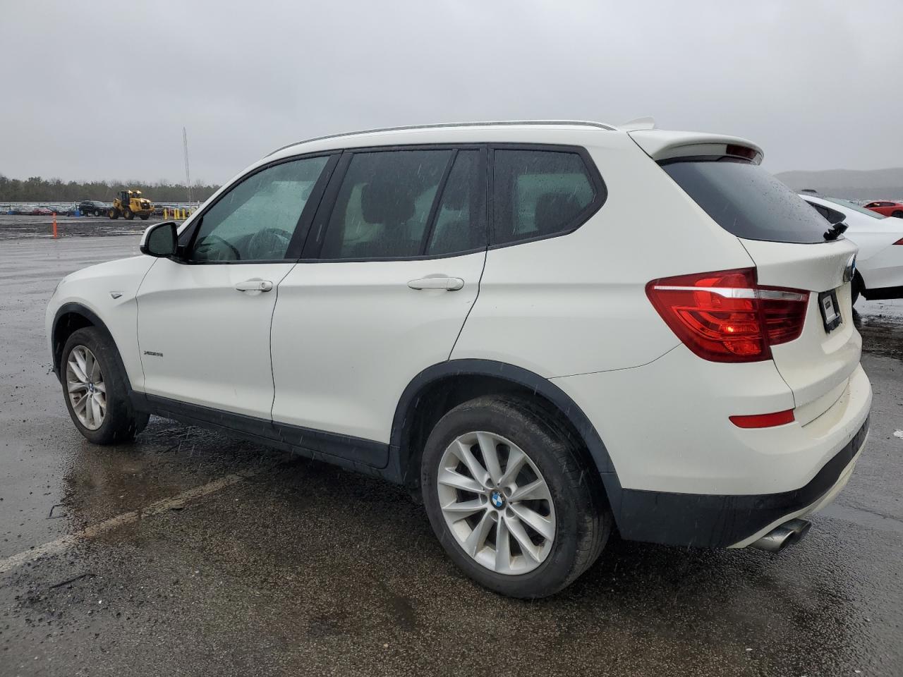2016 BMW X3 xDrive28I - Фото 2
