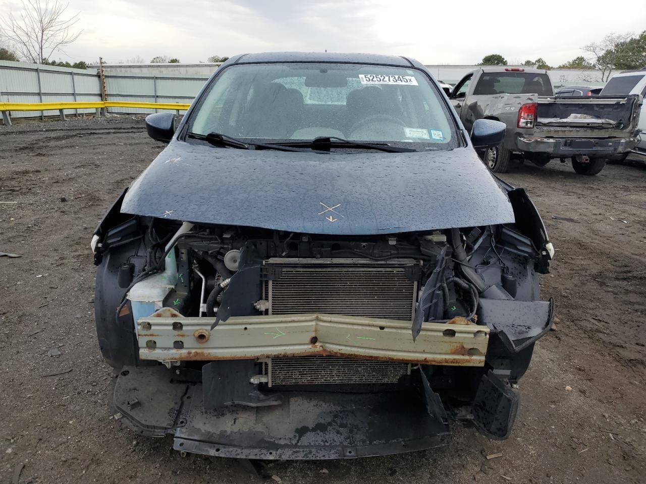 2017 Nissan Versa S - Фото 5