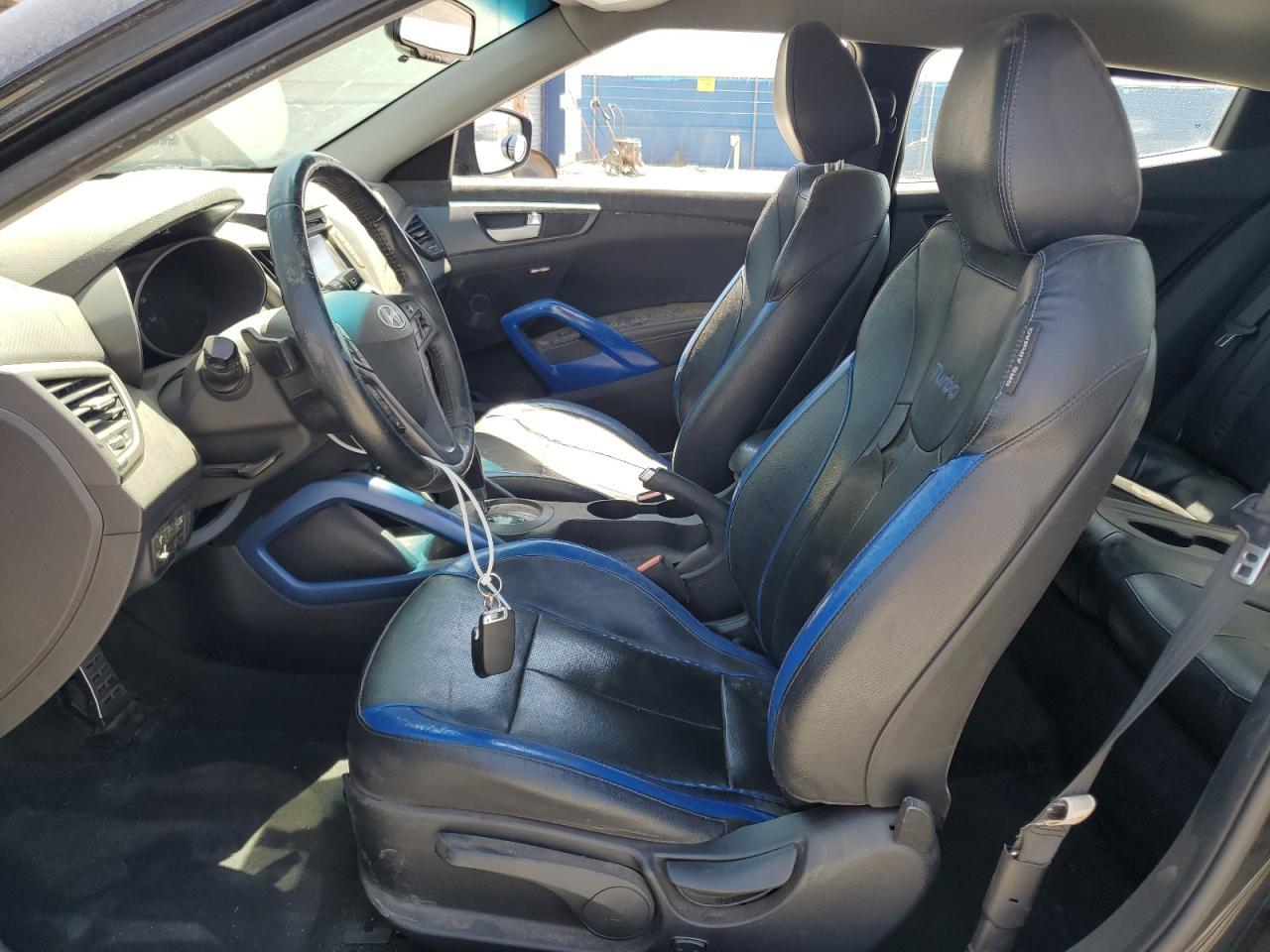 2013 Hyundai Veloster Turbo - Image 7