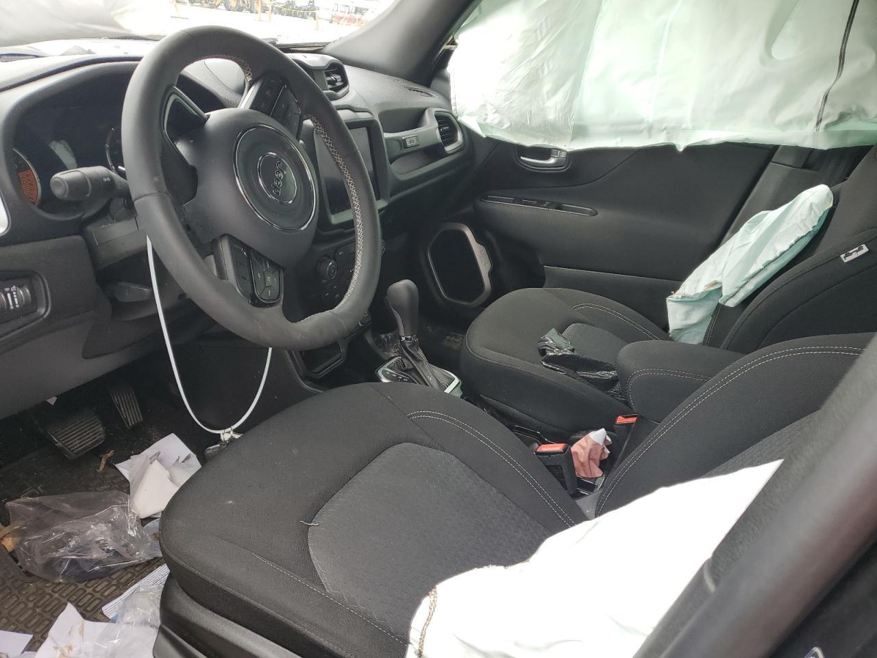 2021 Jeep Renegade Latitude - Image 7