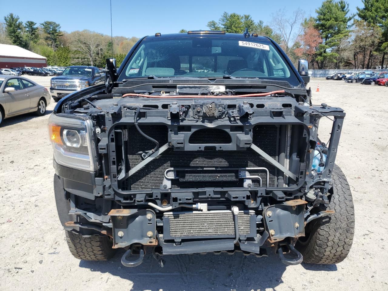 2015 GMC Sierra K2500 Denali - Image 5