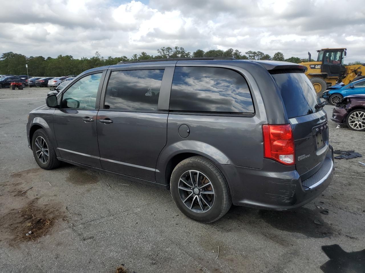 2019 Dodge Grand Caravan Gt - Фото 2