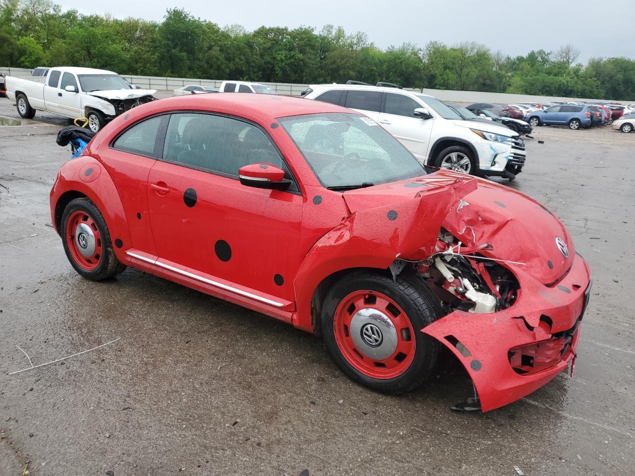 2015 Volkswagen Beetle 1.8T - Image 4