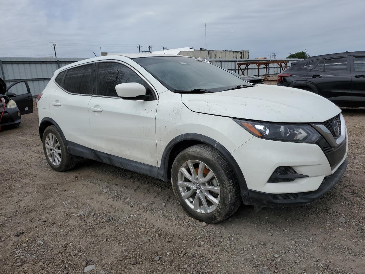 2021 Nissan Rogue Sport S - Фото 4