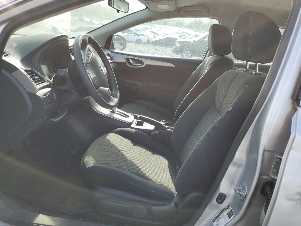 2015 Nissan Sentra S - Фото 7