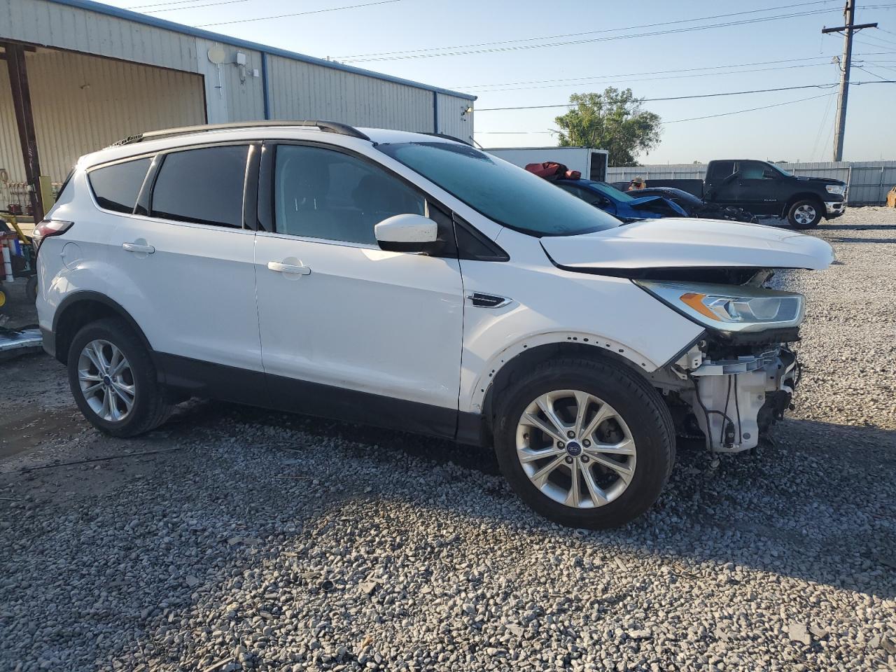 2017 Ford Escape Se - Фото 4
