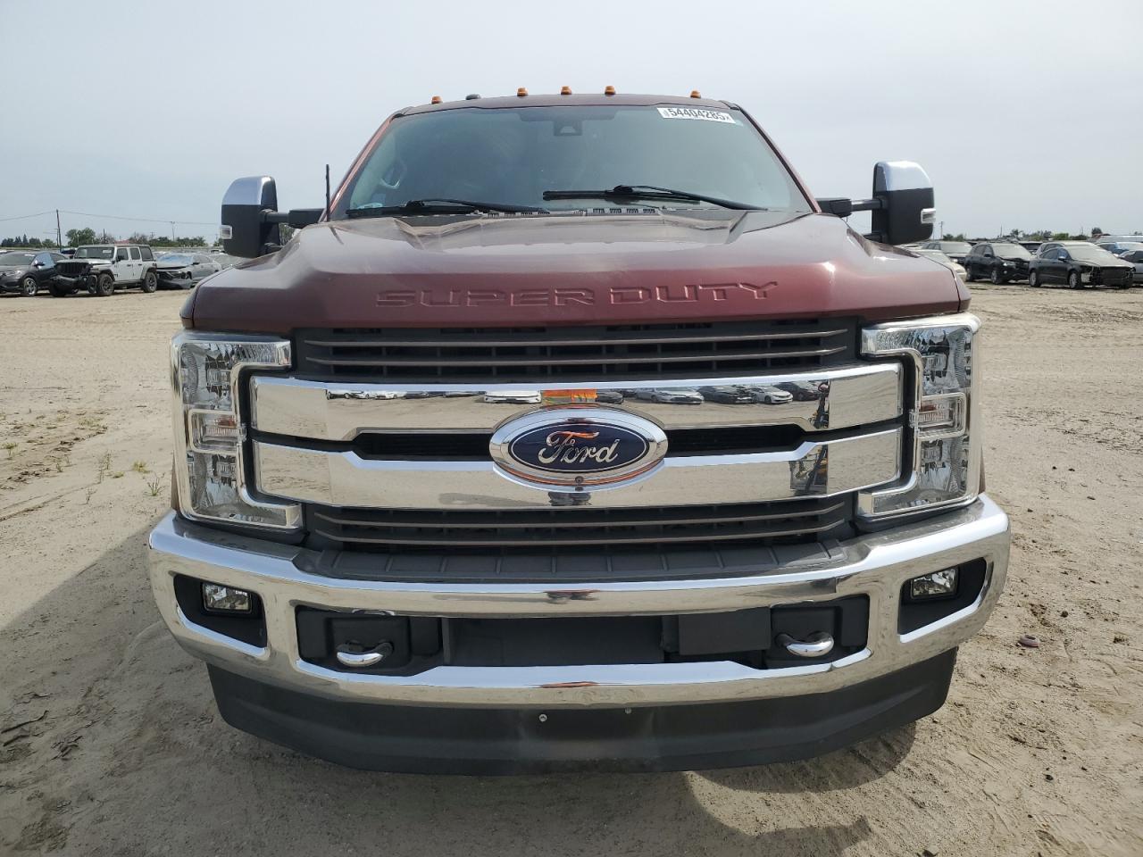 2017 Ford F350 Super Duty - Фото 5