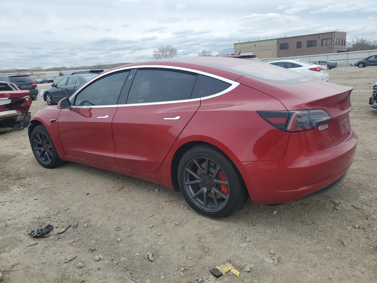 2018 Tesla Model 3 - Фото 2