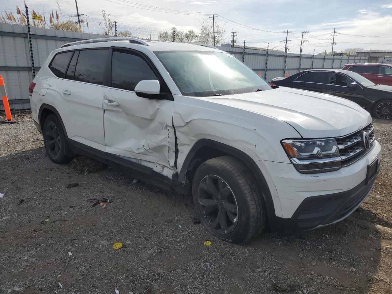 2019 Volkswagen Atlas S - Image 4