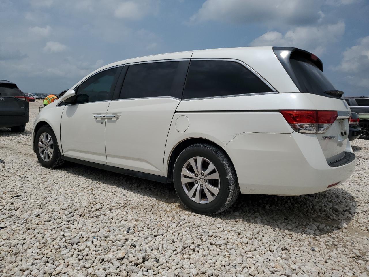 2016 Honda Odyssey Exl - Image 2