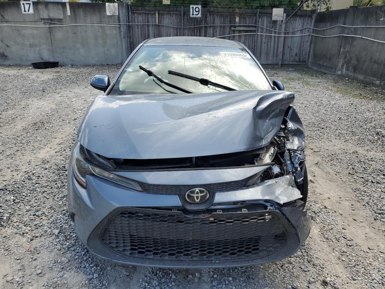 2021 Toyota Corolla Le - Фото 5
