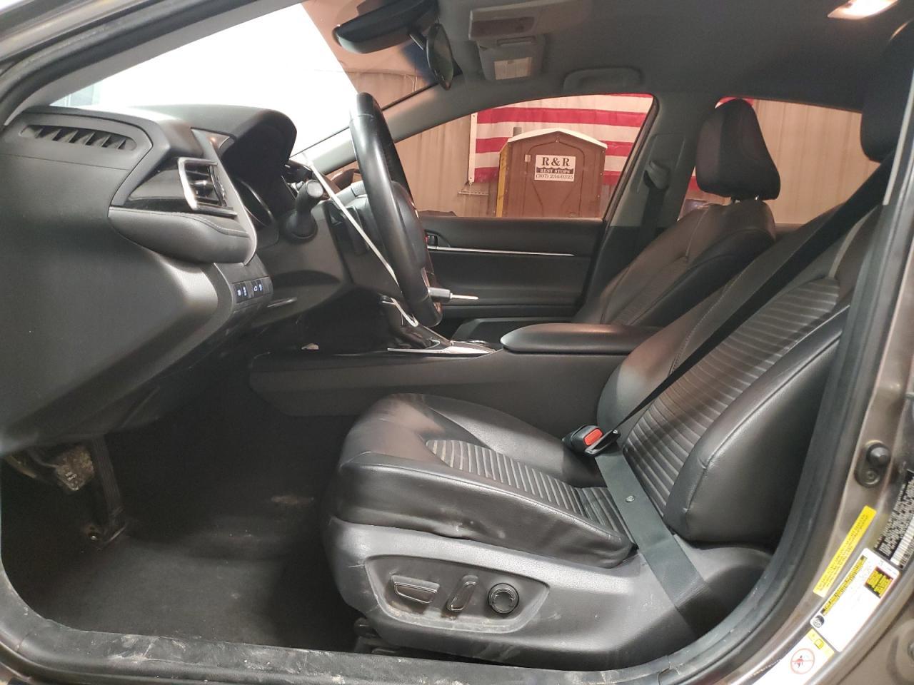 2018 Toyota Camry L - Image 7