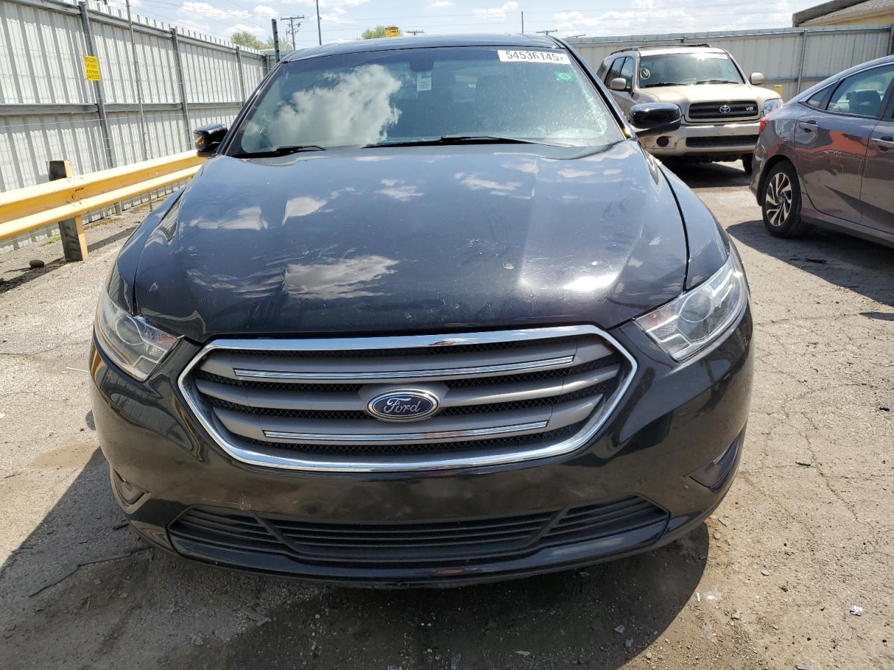 2019 Ford Taurus Sel - Фото 5