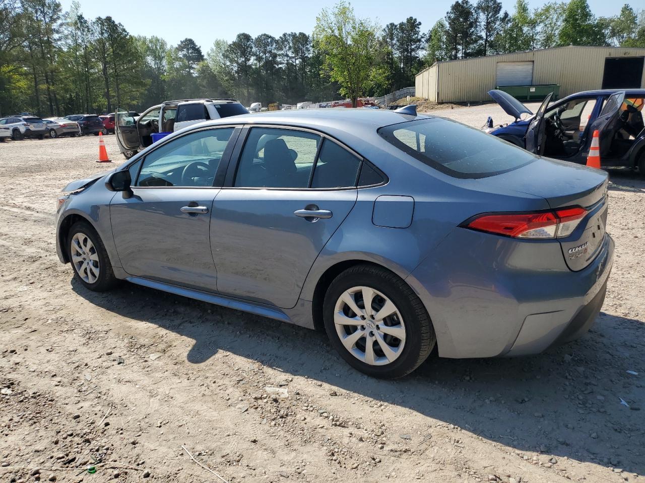 2025 Toyota Corolla Le - Фото 2