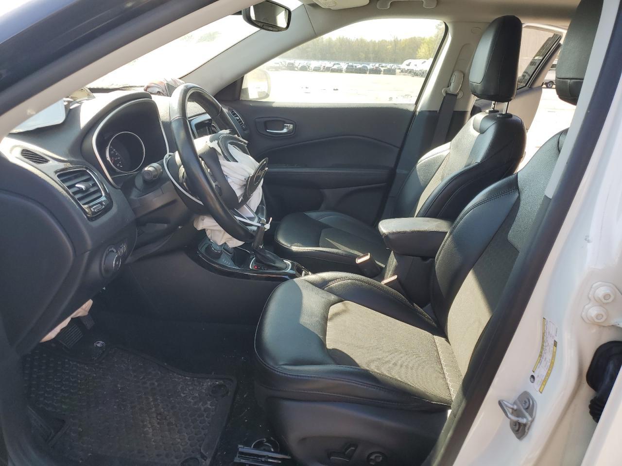 2021 Jeep Compass Latitude - Фото 7