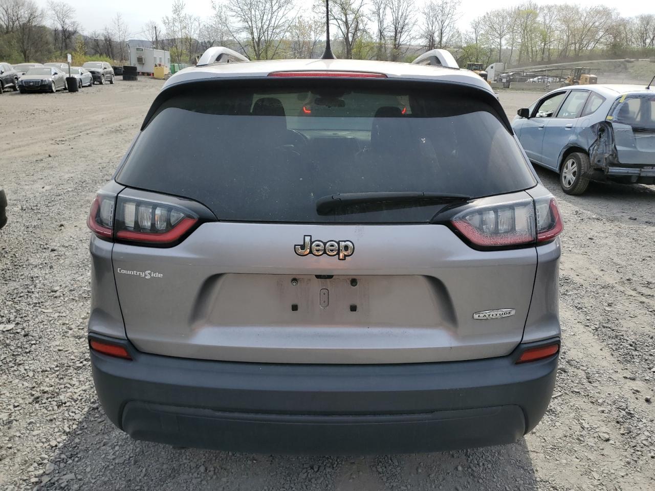 2019 Jeep Cherokee Latitude Plus - Фото 6