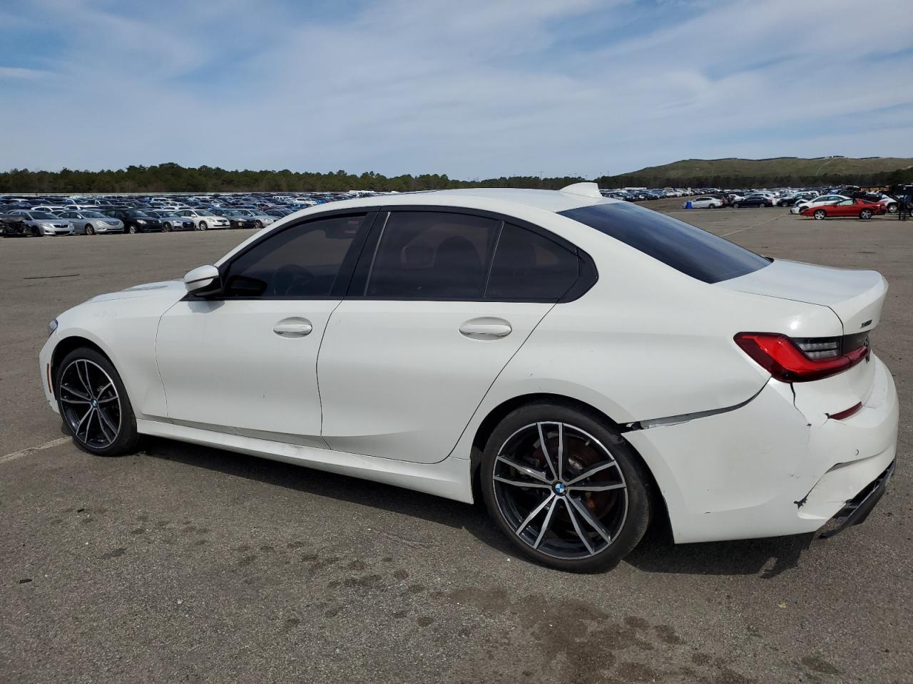 2019 BMW 330Xi - Image 2