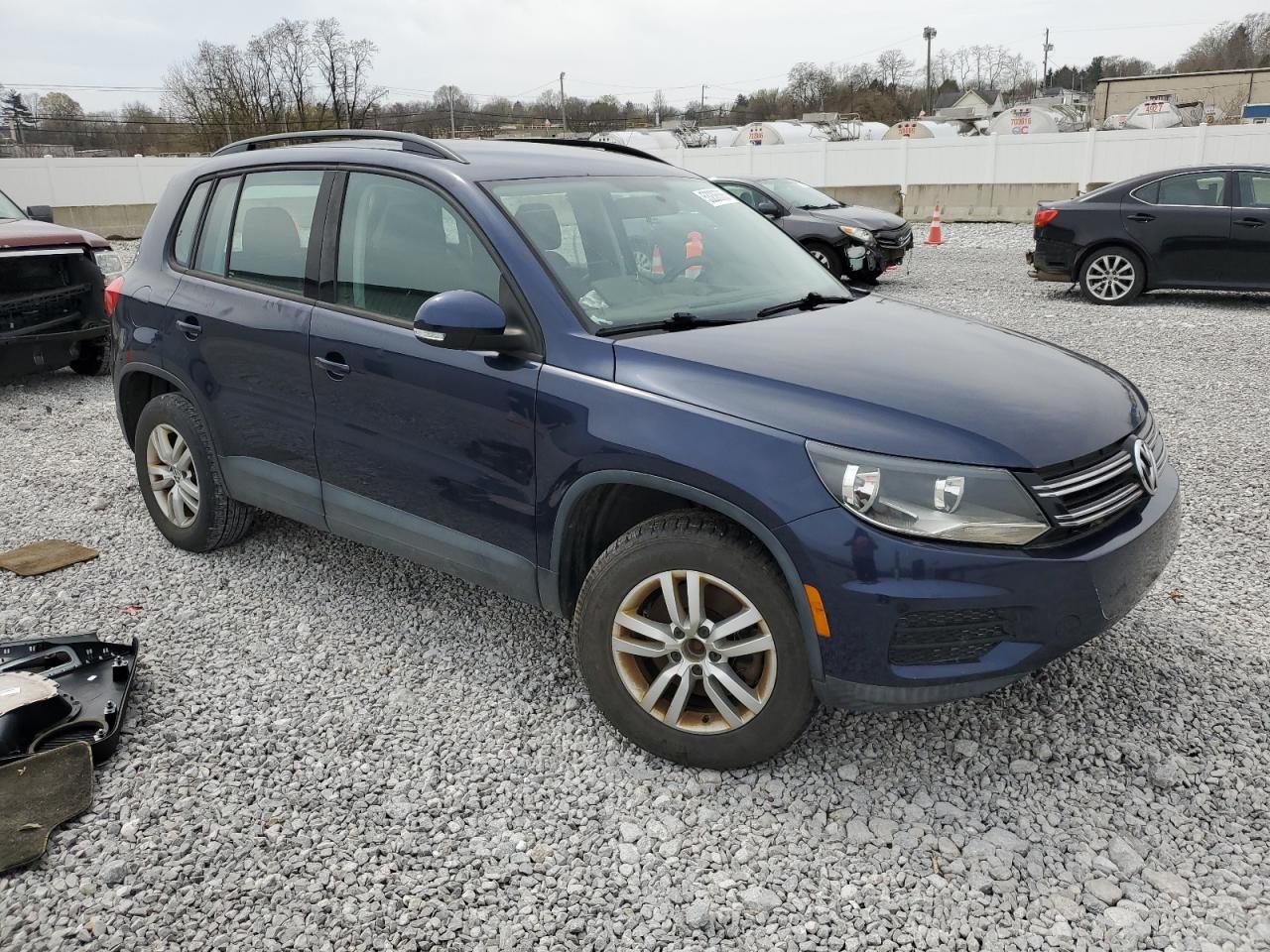 2015 Volkswagen Tiguan S - Image 4
