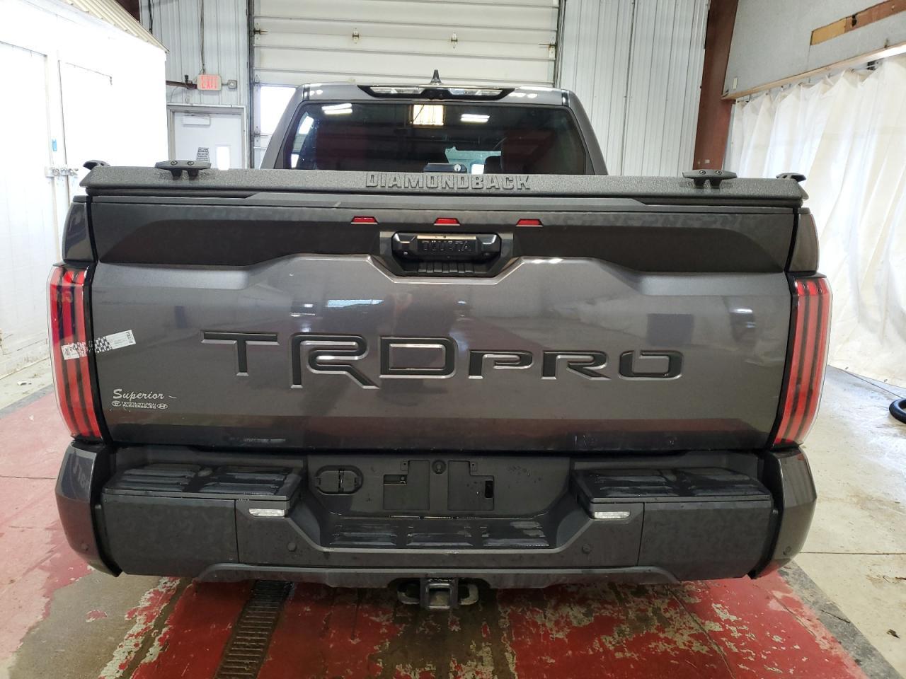 2024 Toyota Tundra Crewmax Limited - Image 6