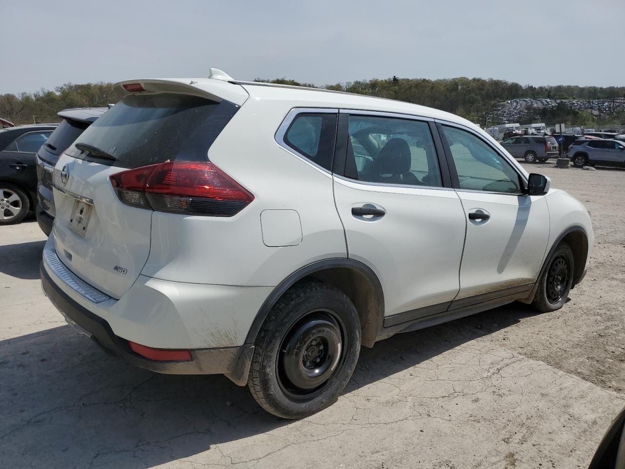 2019 Nissan Rogue S - Фото 3