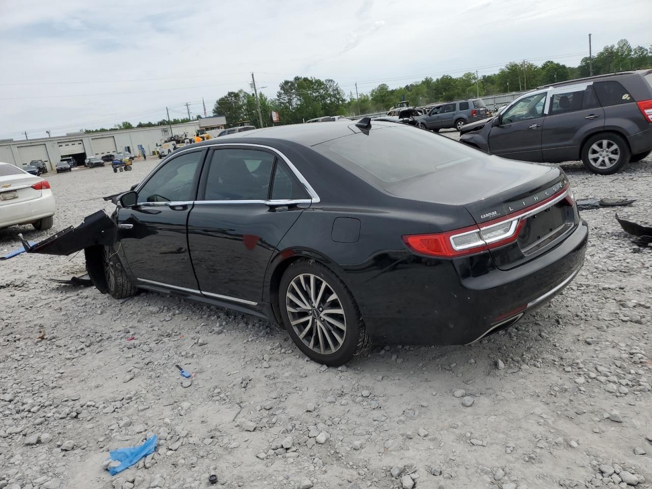 2018 Lincoln Continental Select - Фото 2