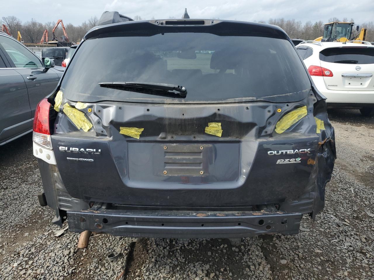 2012 Subaru Outback 2.5I Limited - Фото 6