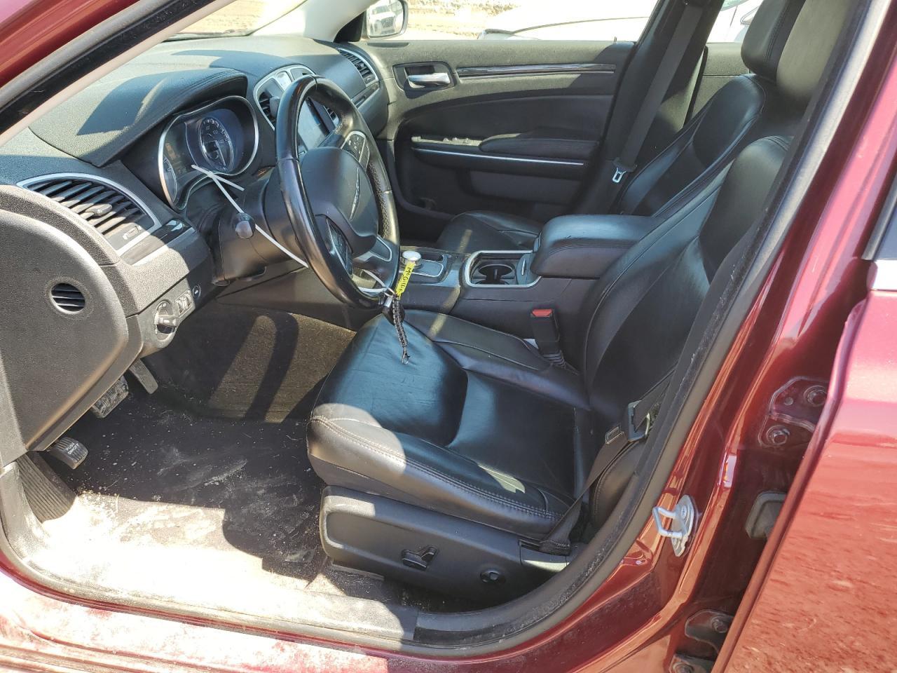 2018 Chrysler 300 Touring - Фото 7