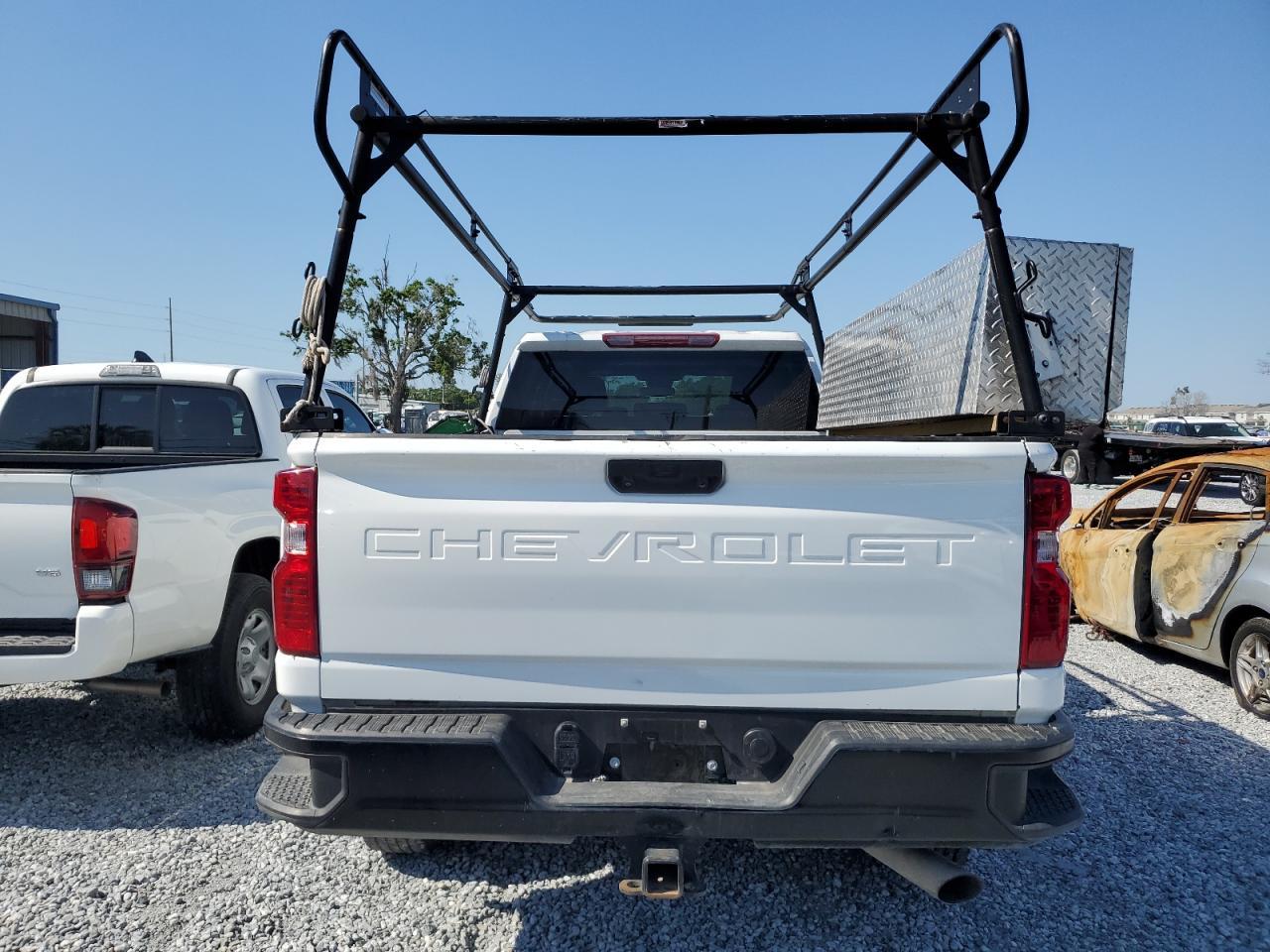 2024 Chevrolet Silverado C2500 Heavy Duty - Фото 6