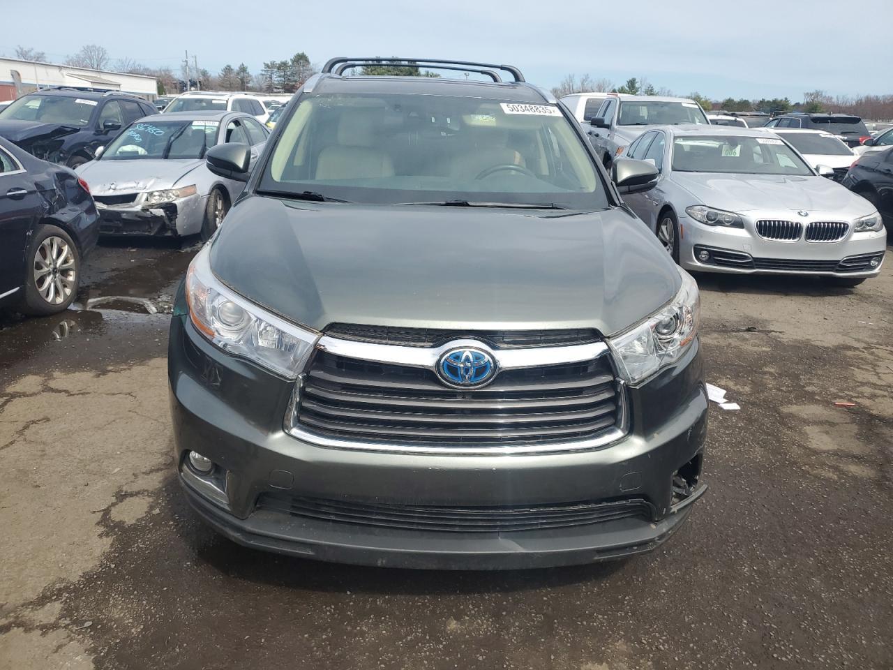 2016 Toyota Highlander Hybrid Limited - Image 5