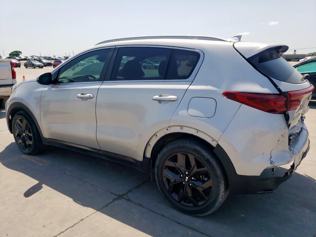 2020 Kia Sportage S - Фото 2