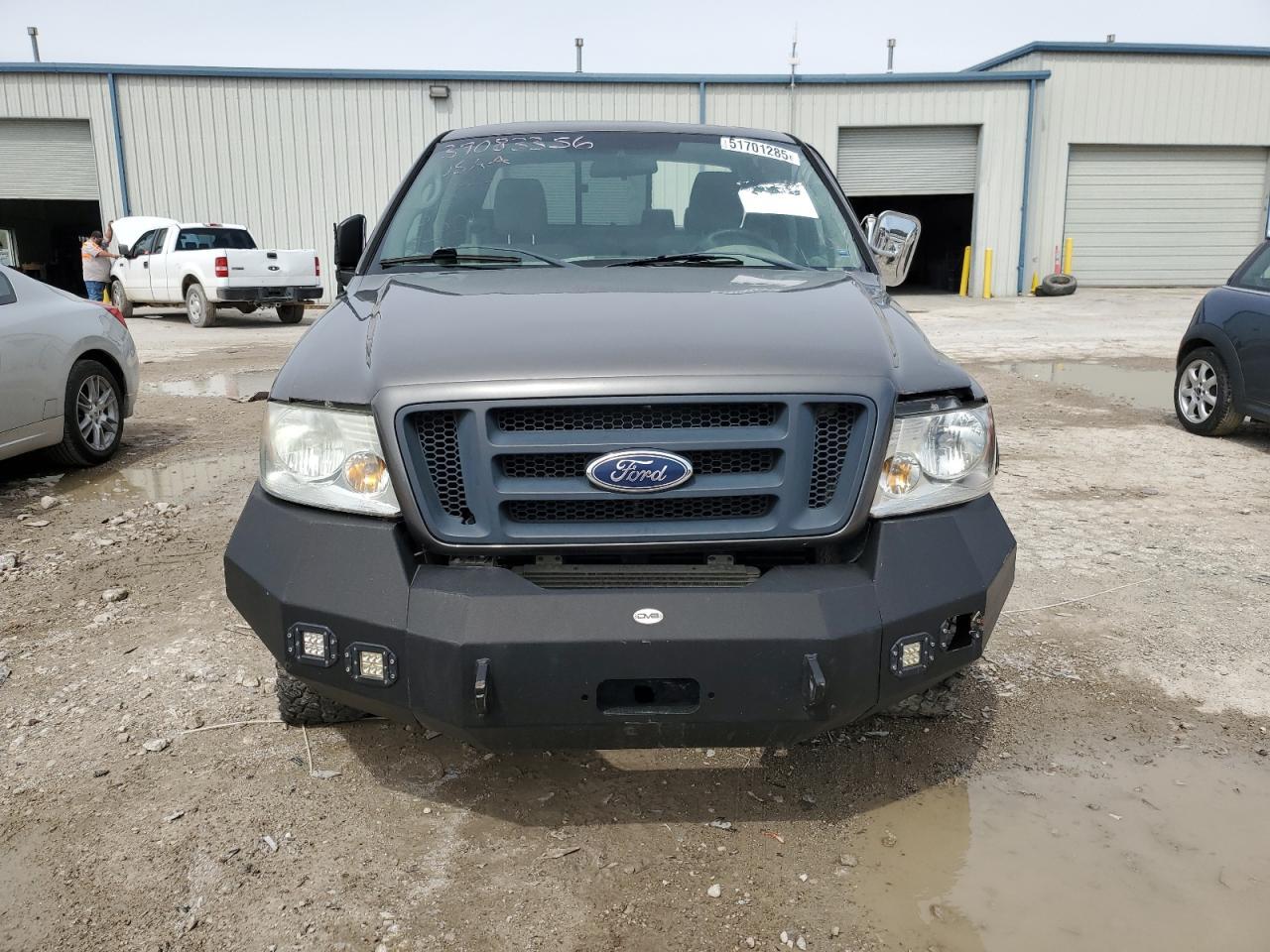 2005 Ford F150 - Image 5
