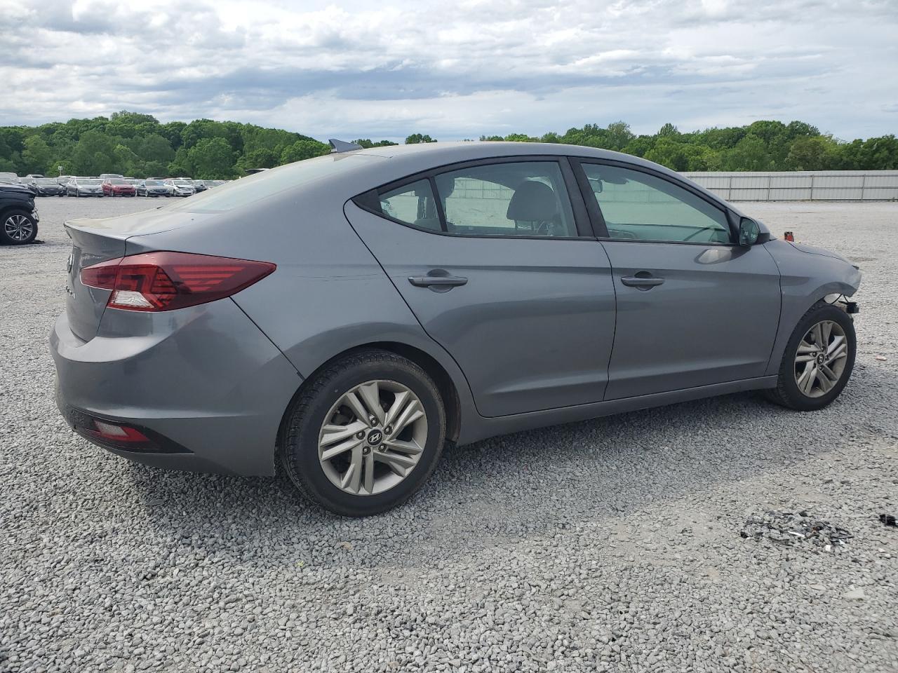 2019 Hyundai Elantra Sel - Фото 3