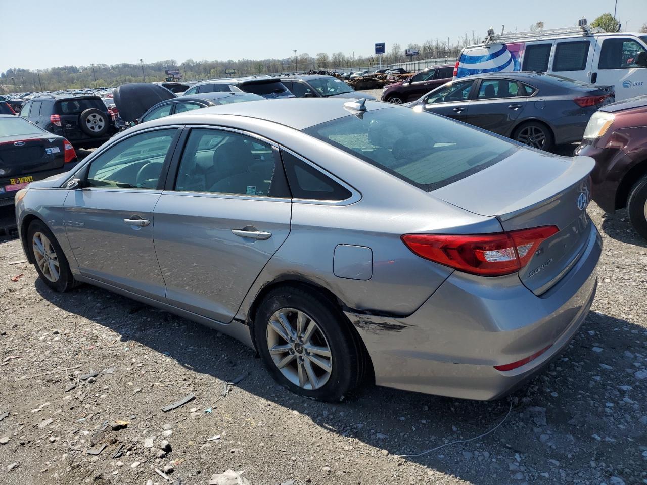 2015 Hyundai Sonata Se - Фото 2