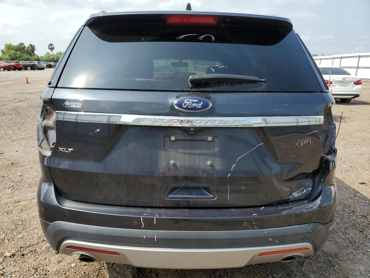 2017 Ford Explorer Xlt - Фото 6