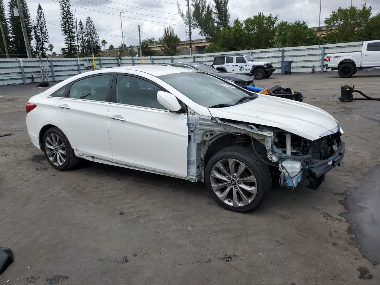 2012 Hyundai Sonata Se - Фото 4
