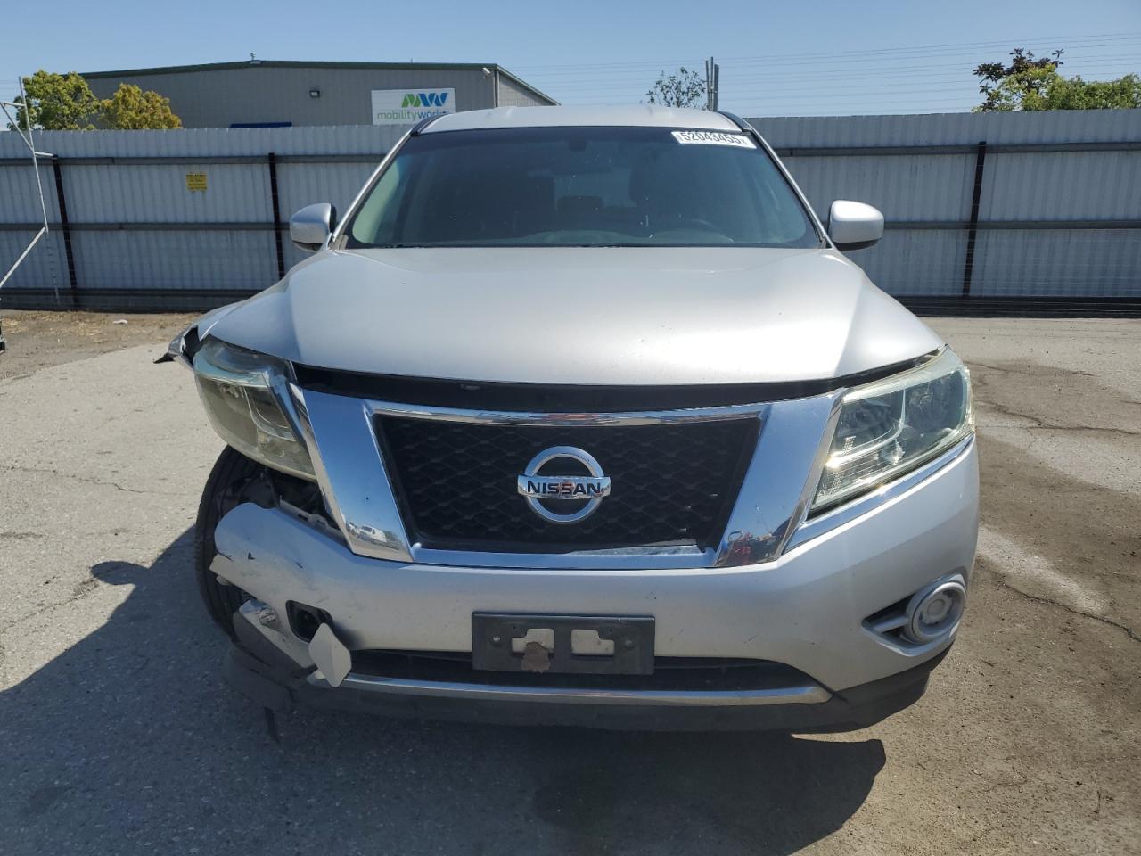 2015 Nissan Pathfinder S - Фото 5