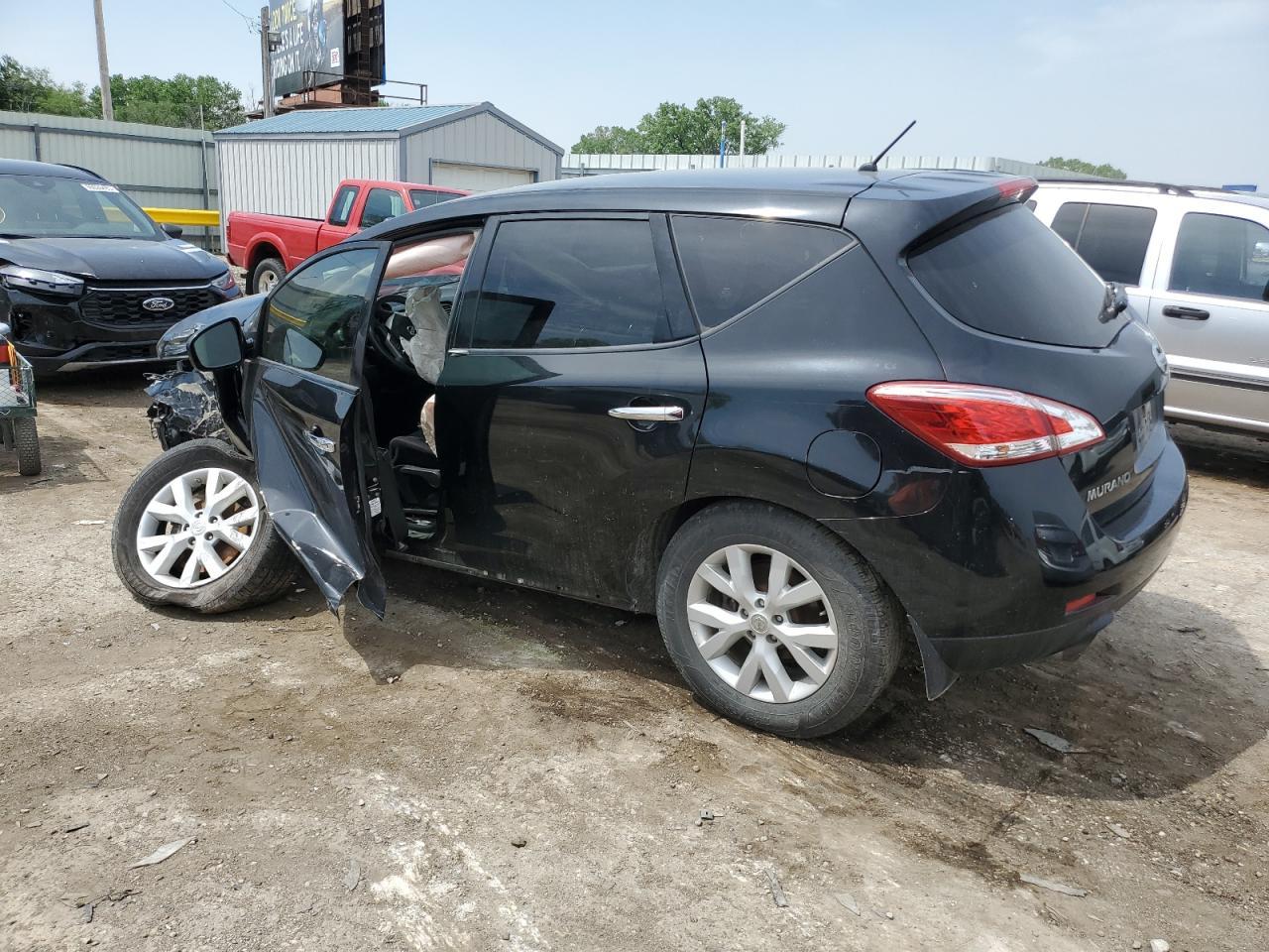 2012 Nissan Murano S - Image 2