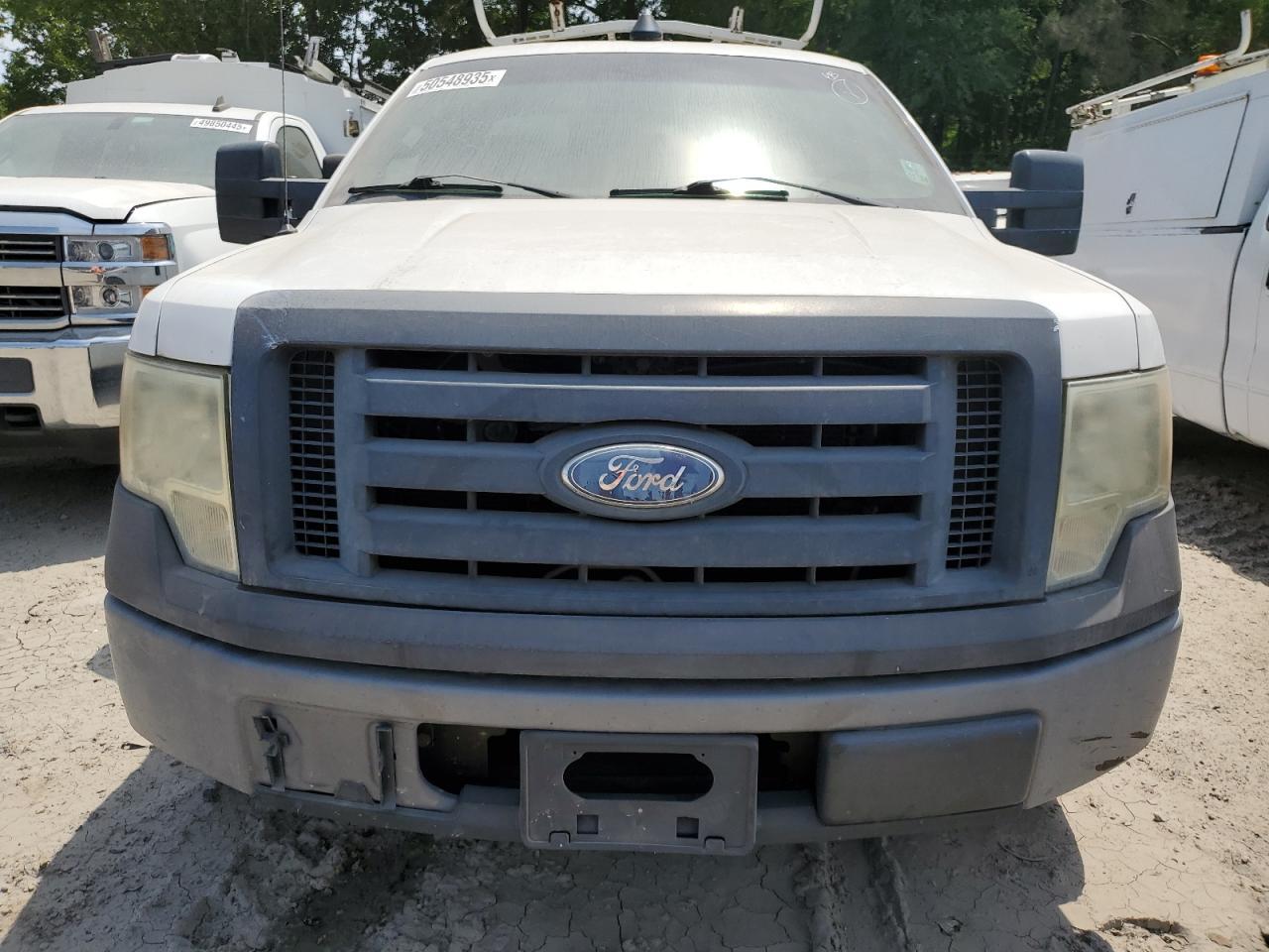 2010 Ford F150 - Image 5