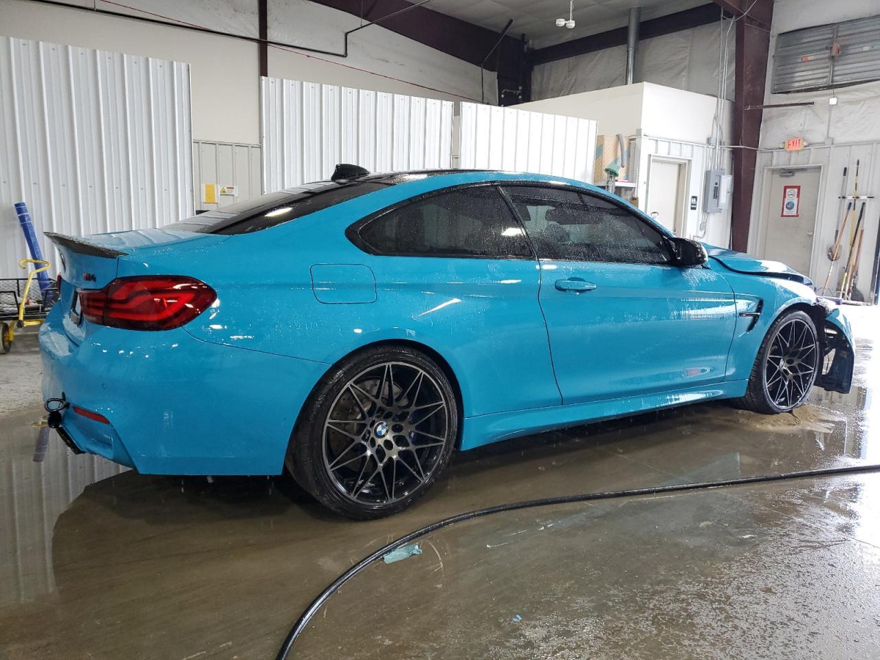 2020 BMW M4 - Фото 3
