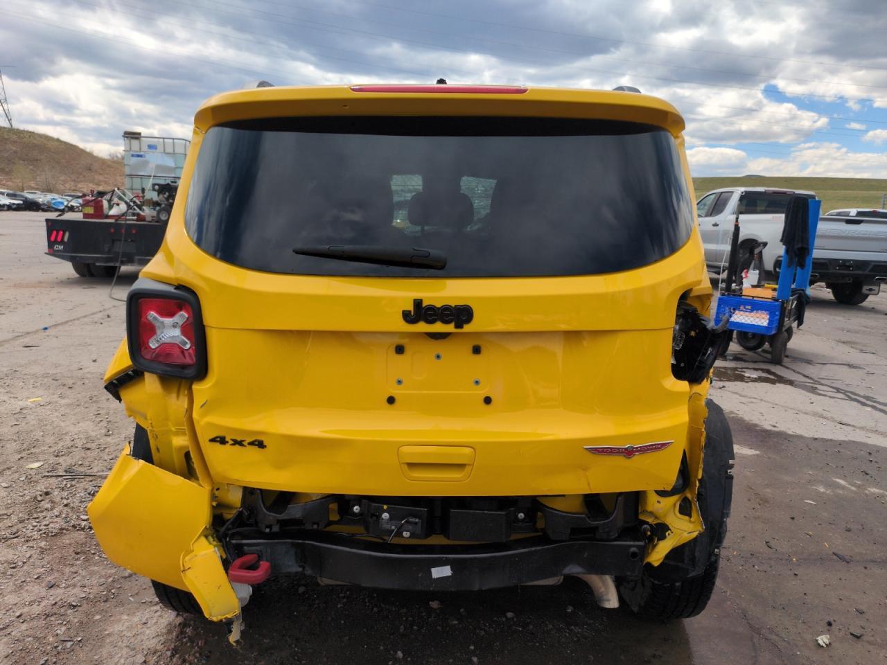 2023 Jeep Renegade Trailhawk - Фото 6