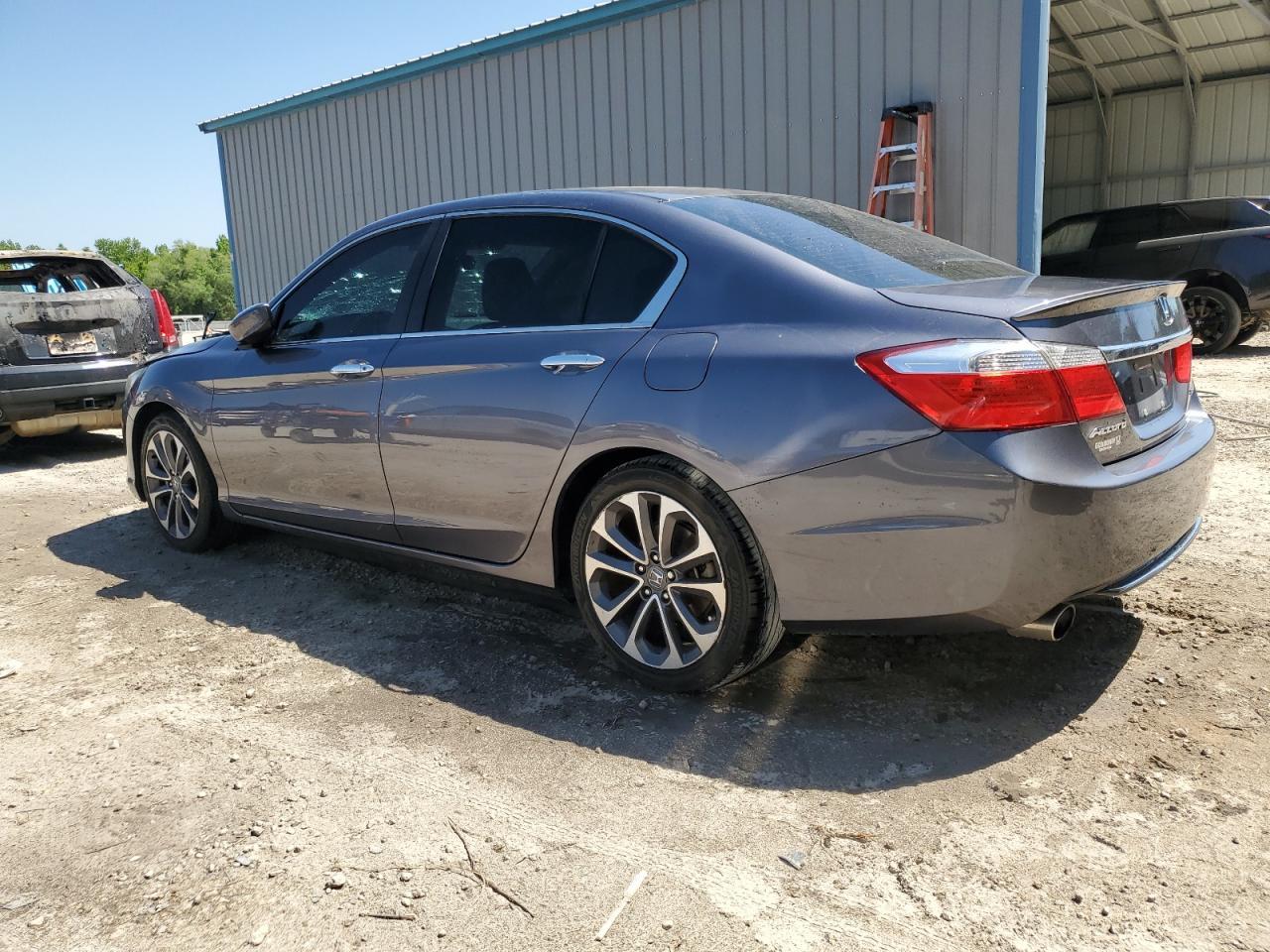 2015 Honda Accord Sport - Фото 2